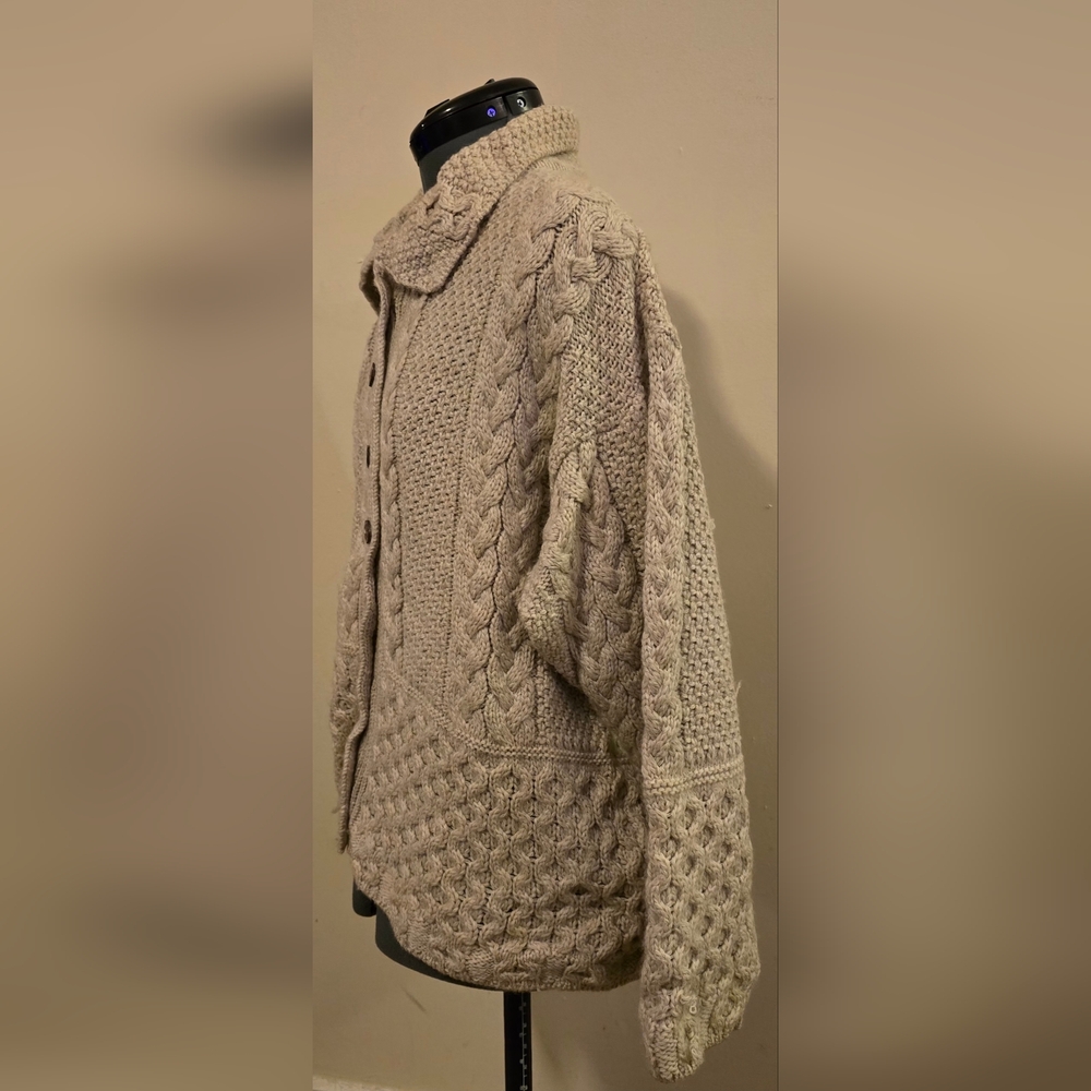 100% Wool Knit Sweater